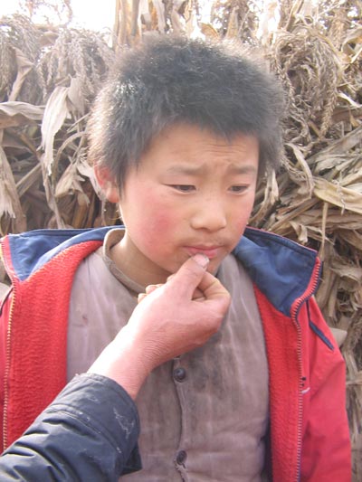 ‘KY.COM’(12月23日)全球最大煤制油项目相中攀钢产品(图2) ‘KY.COM’(12月23日)全球最大煤制油项目相中攀钢产品(图2)