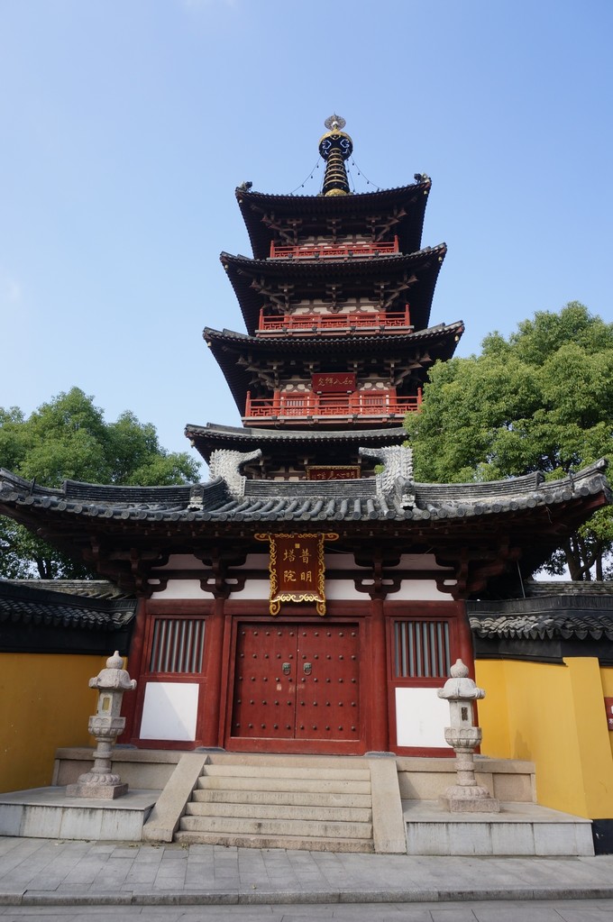 ky开元集团_只想免签！违约金达2500万欧 米兰引援放弃帕托(图1)